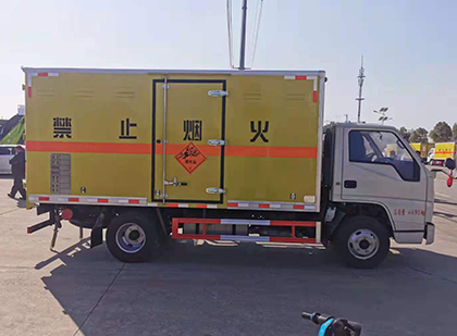 普洱爆破器材运输车