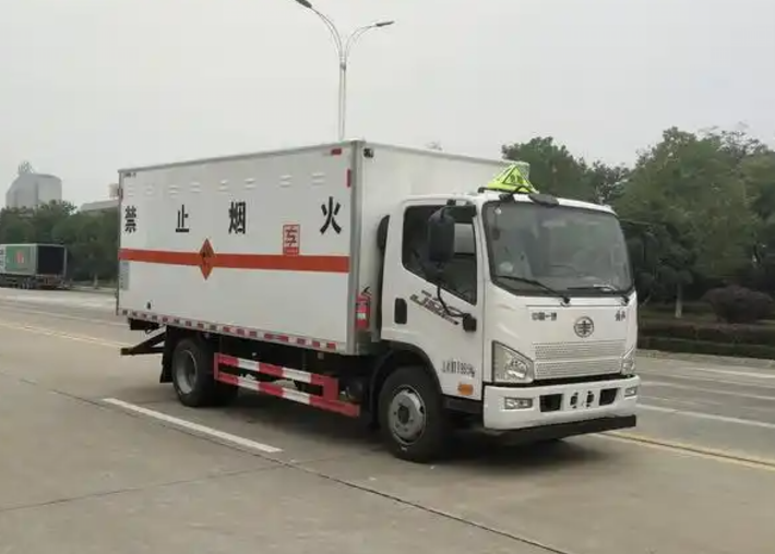 普洱爆破器材运输车可以上高速吗？