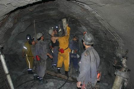 普洱工程爆破中的危险因素分析以及应对工程爆破危险的措施